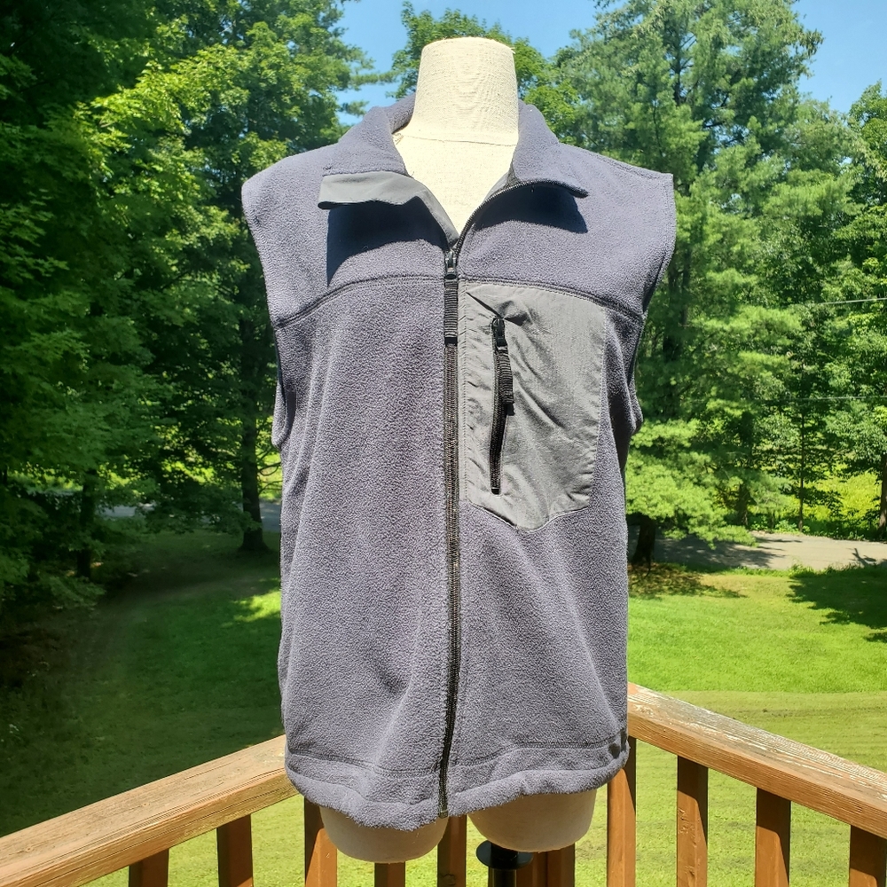 Fleece vest